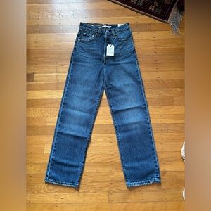 Levi's Women’s NWT 24 x 27 Ribcage Straight Ankle Blue Jeans w/ No Back Pocket
